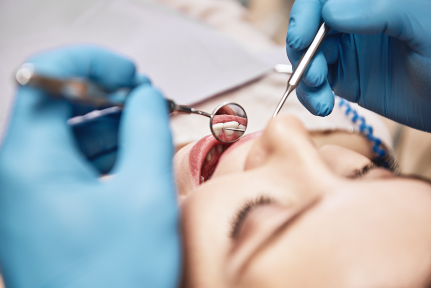 What Happens During a Dental Implant Consultation?
