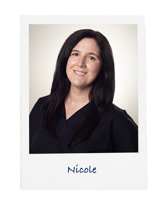 Nicole, Administrative